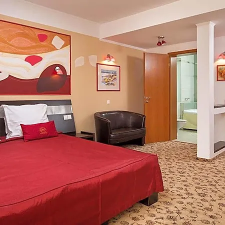 Grand Hotel